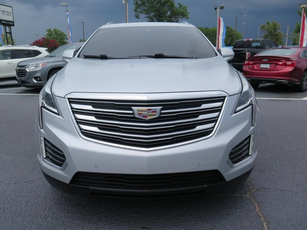 Used 2017 Cadillac XT5 Premium Luxury FWD image 9