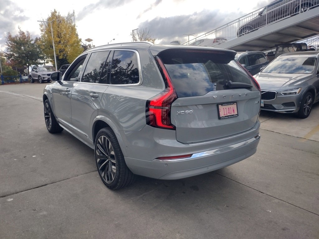 New 2026 Volvo XC90 B6 Plus w/ Protection Package Premier image 5
