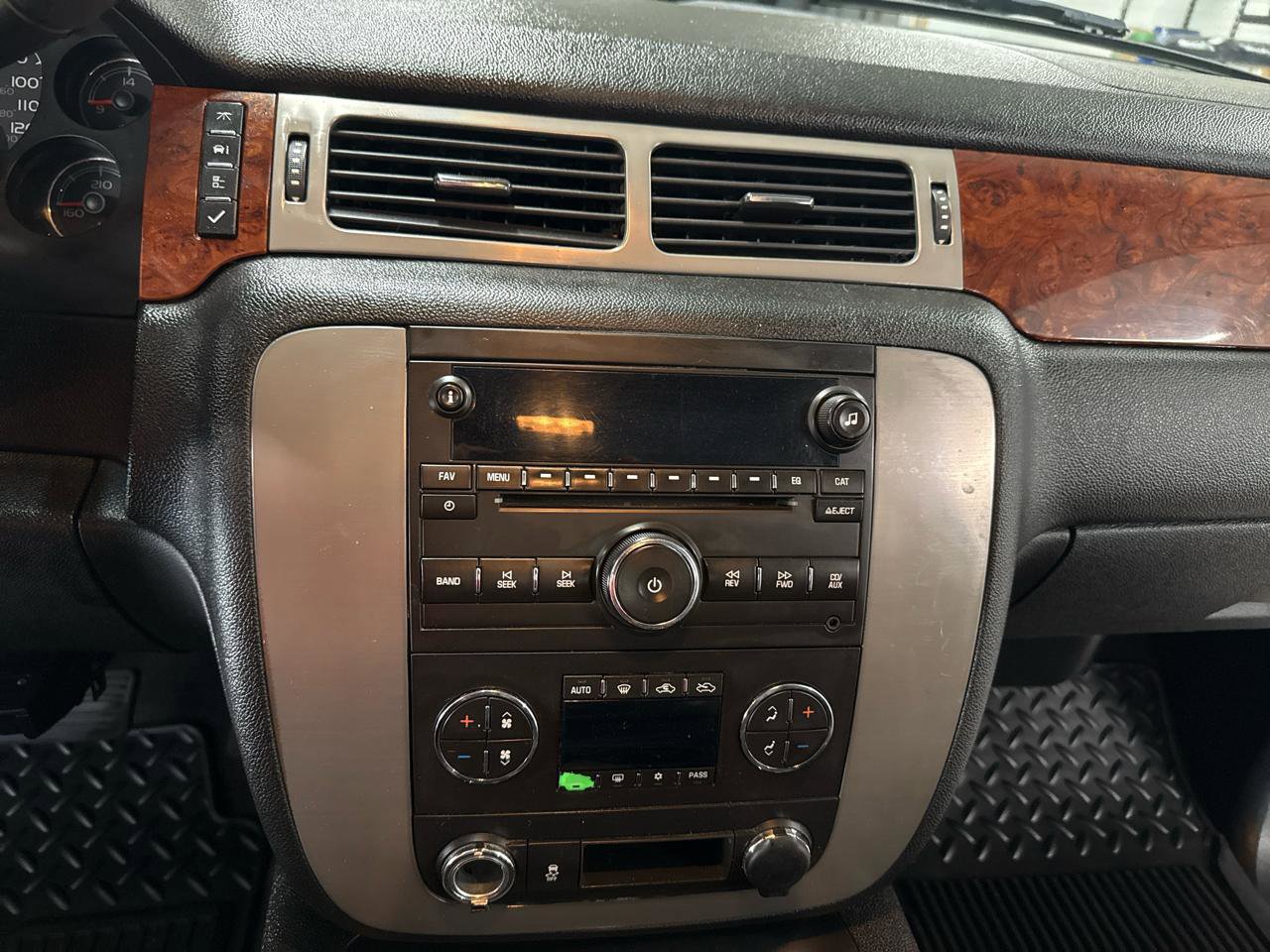 Used 2013 GMC Sierra 1500 SLT AWD/4WD image 18