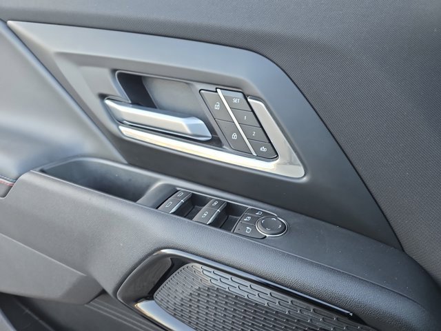 Used 2025 Chevrolet Silverado EV RST image 25