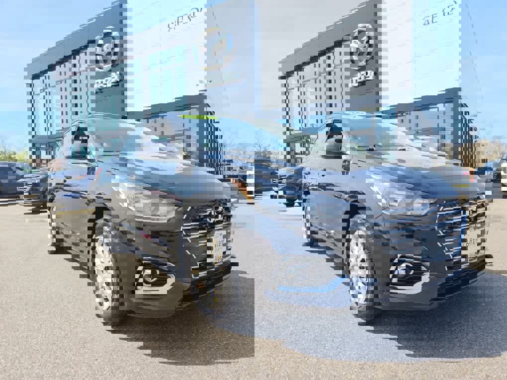 Used 2019 Hyundai Accent SEL image 2