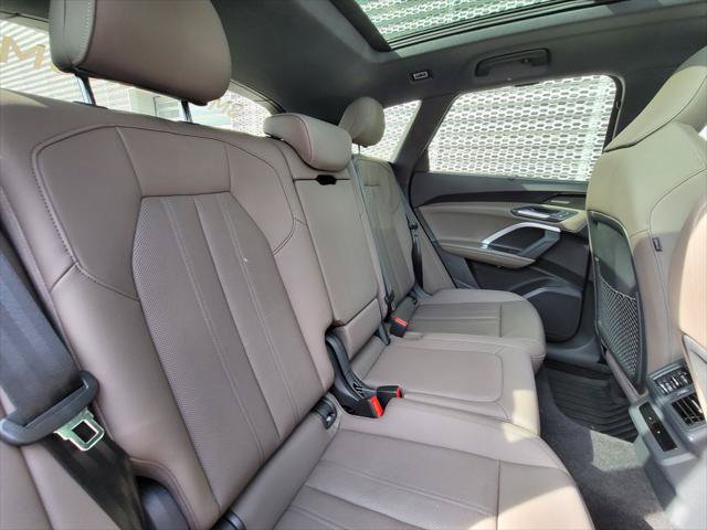 Certified 2025 Audi Q5 Premium w/ Premium Plus AWD/4WD image 20