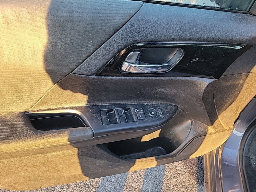 Used 2016 Honda Accord LX image 8