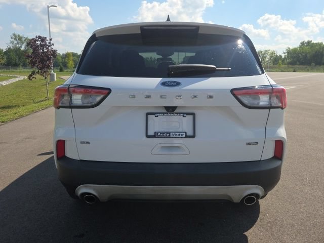 Used 2022 Ford Escape SE FWD image 9