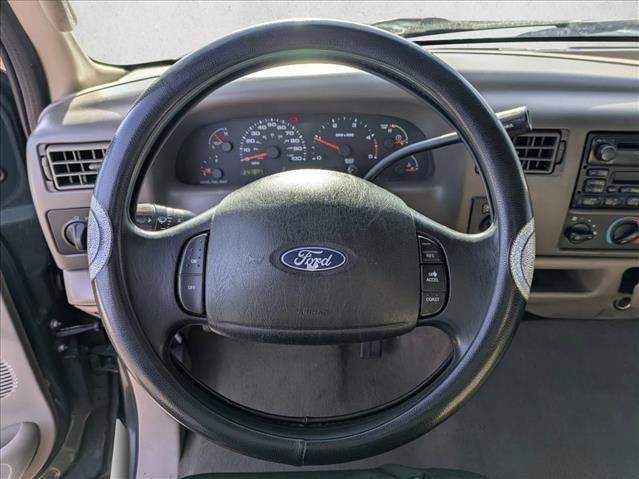 Used 2003 Ford F250 XLT image 9