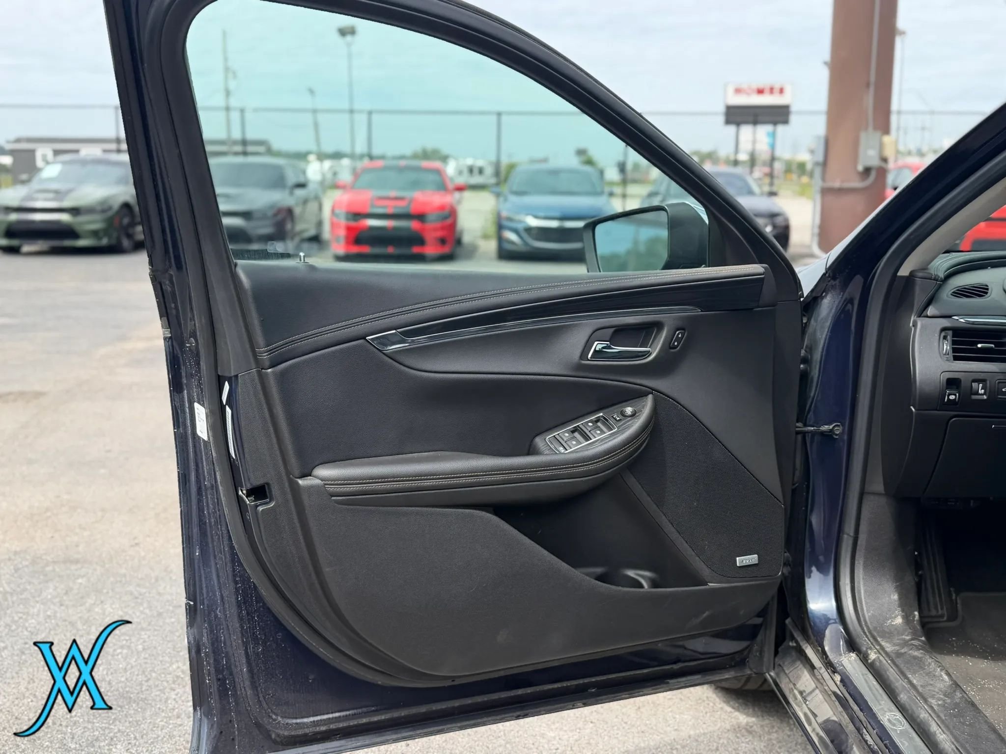 Used 2019 Chevrolet Impala Premier FWD image 9