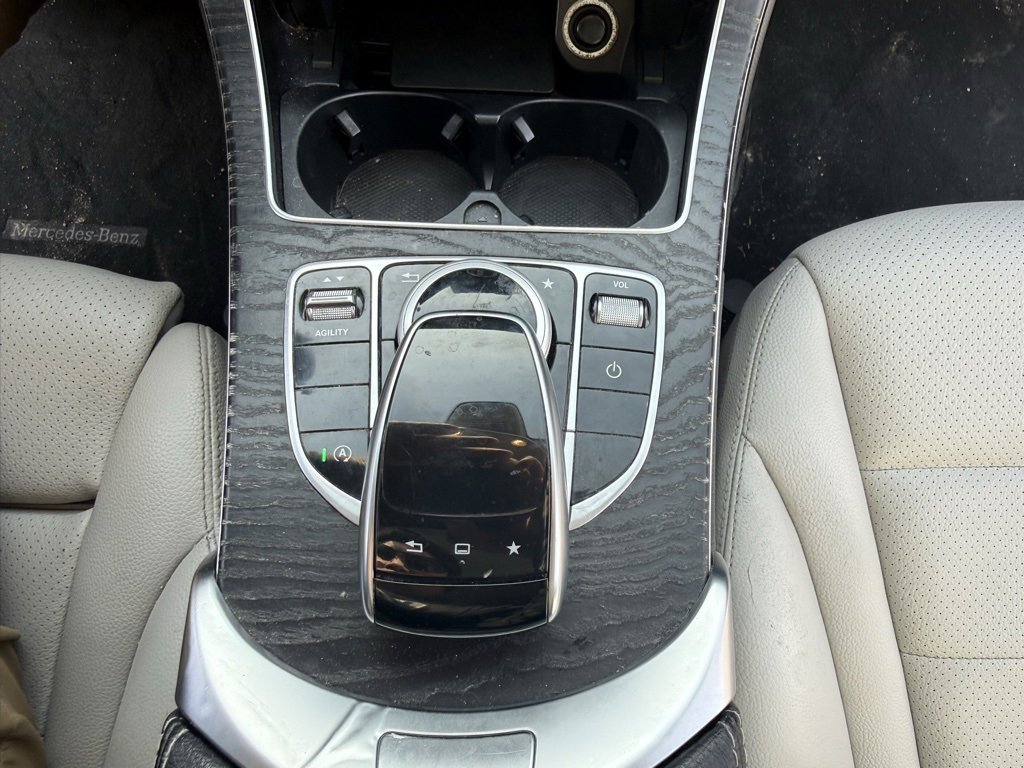Used 2015 Mercedes-Benz C 300 Sedan image 28