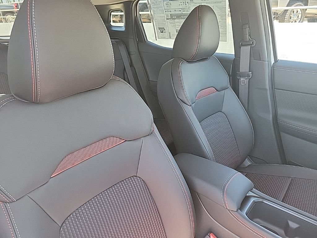 New 2025 Nissan Kicks SR FWD image 42