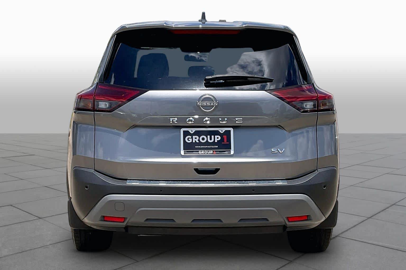 Used 2023 Nissan Rogue SV FWD image 5