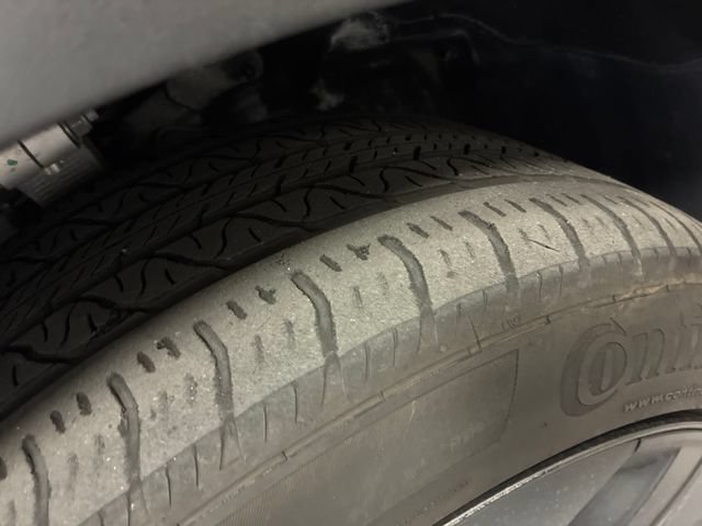 Used 2024 Tesla Model Y Long Range RWD image 31