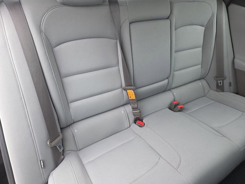 Used 2019 Chevrolet Malibu LT w/ LPO, Convenience Package 2 image 17