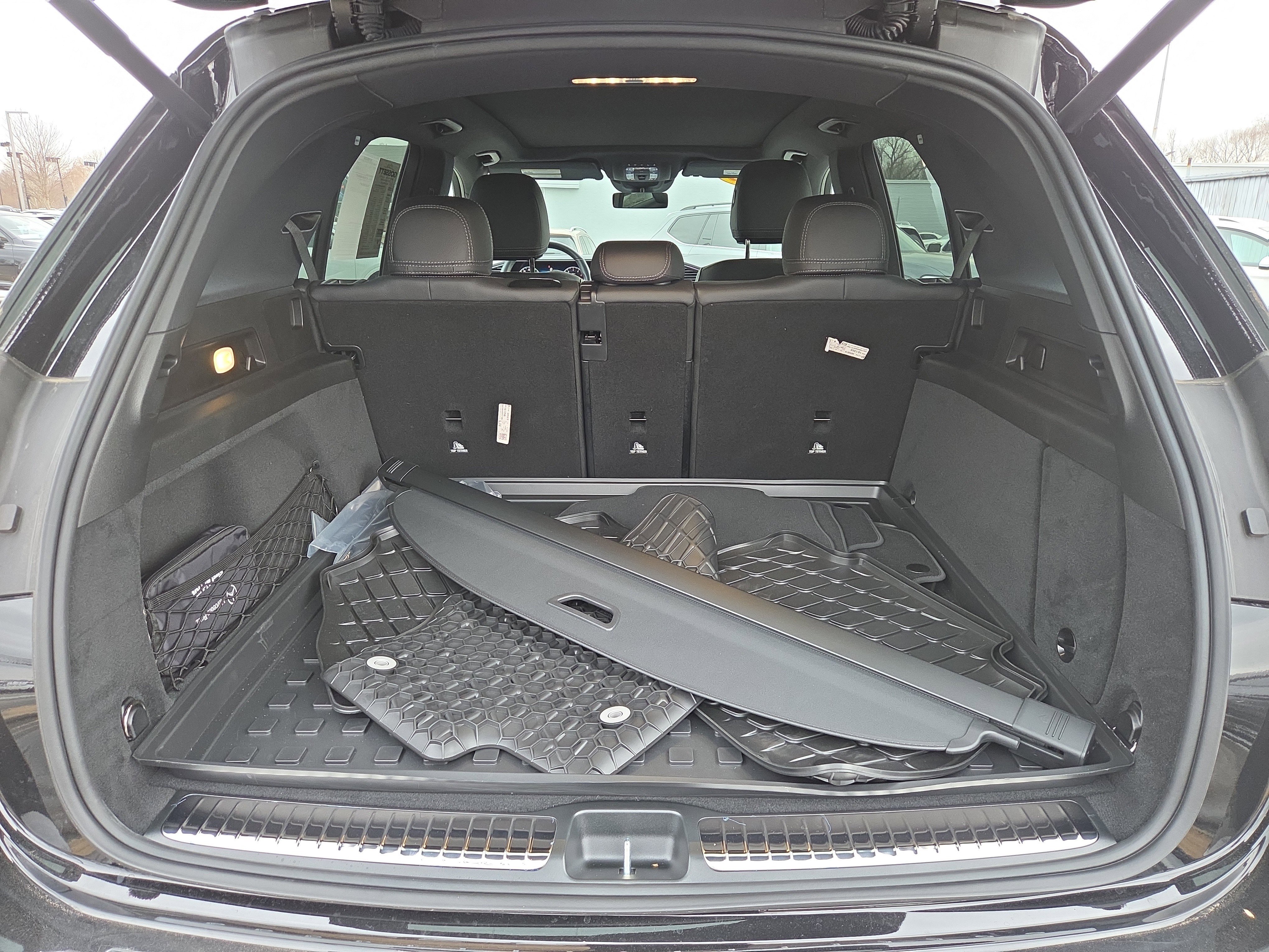 Used 2025 Mercedes-Benz GLE 450 4MATIC image 9