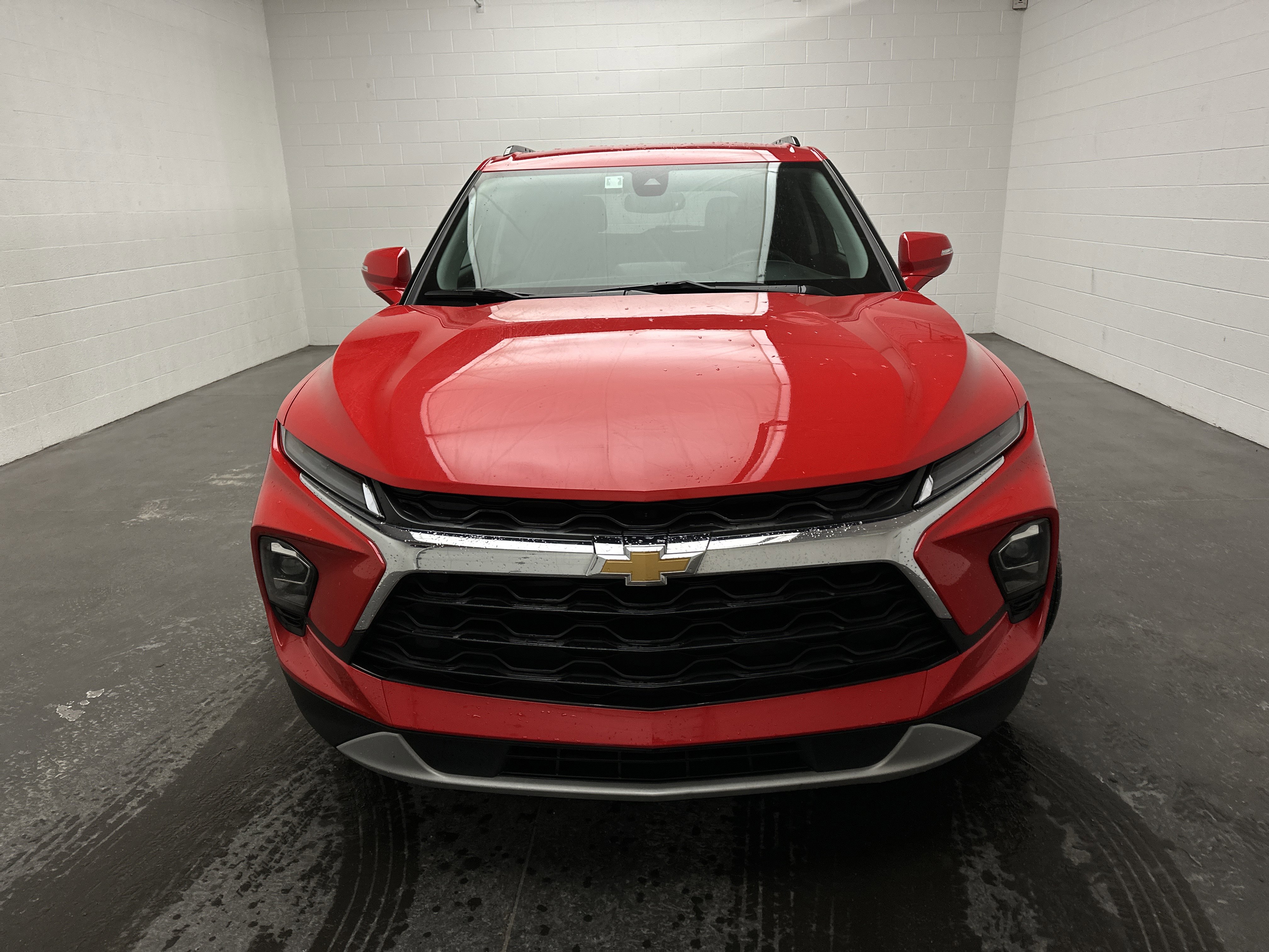 Used 2024 Chevrolet Blazer LT image 3