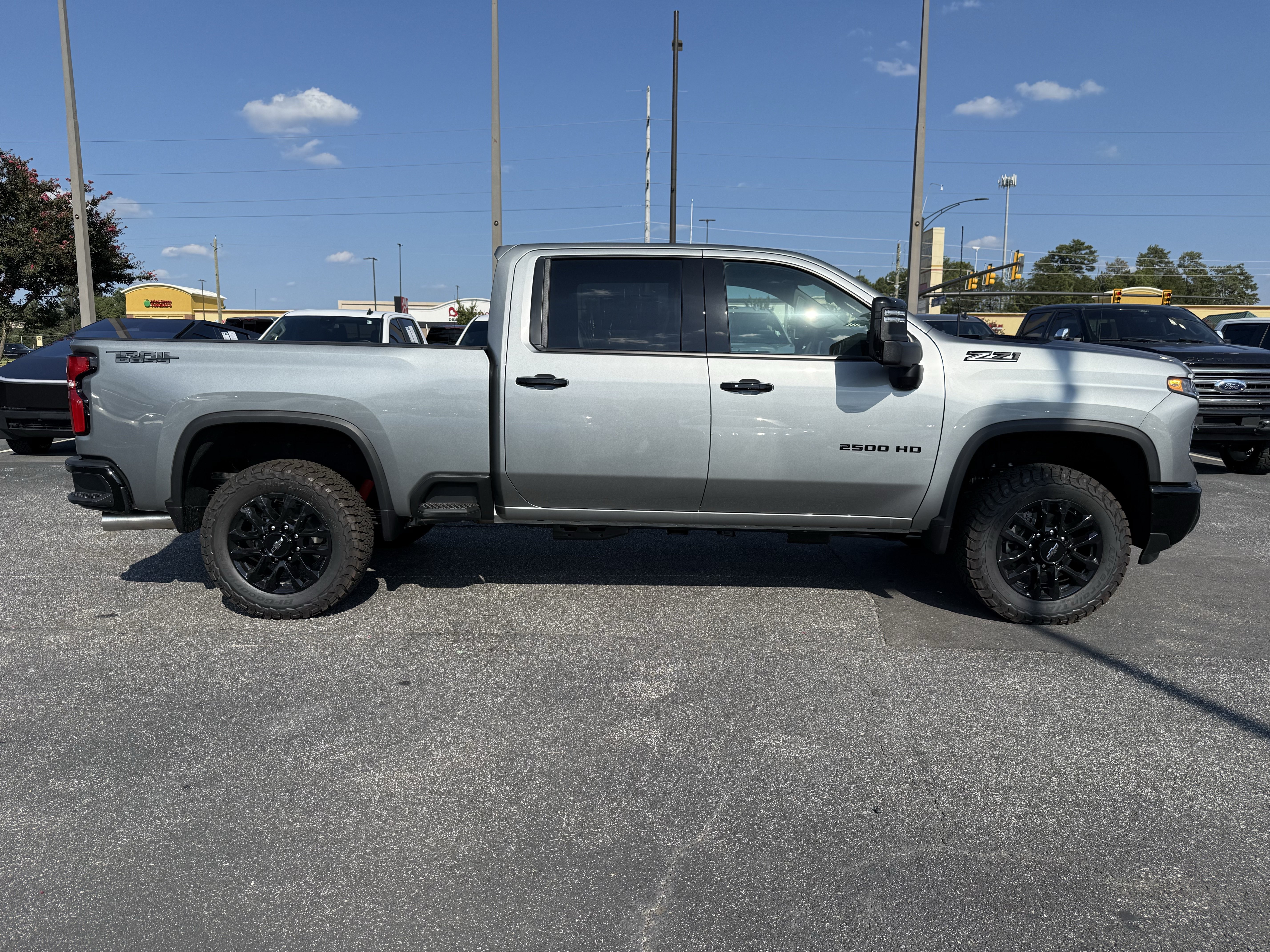 New 2026 Chevrolet Silverado 2500 LTZ w/ Trail Boss Package AWD/4WD image 11