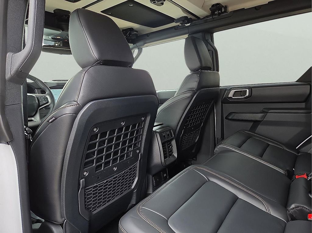 New 2026 Ford Bronco Badlands image 11