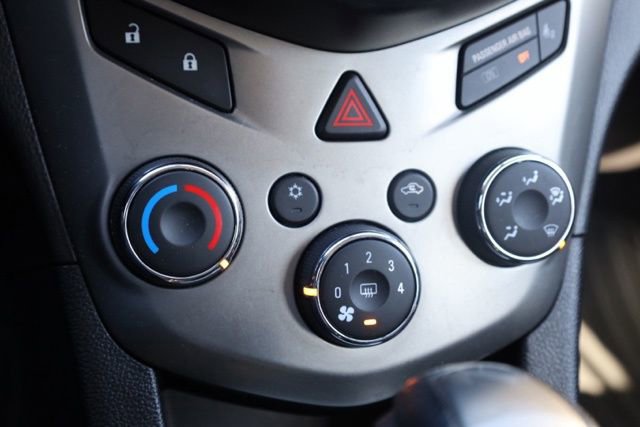 Used 2016 Chevrolet Sonic LT image 5