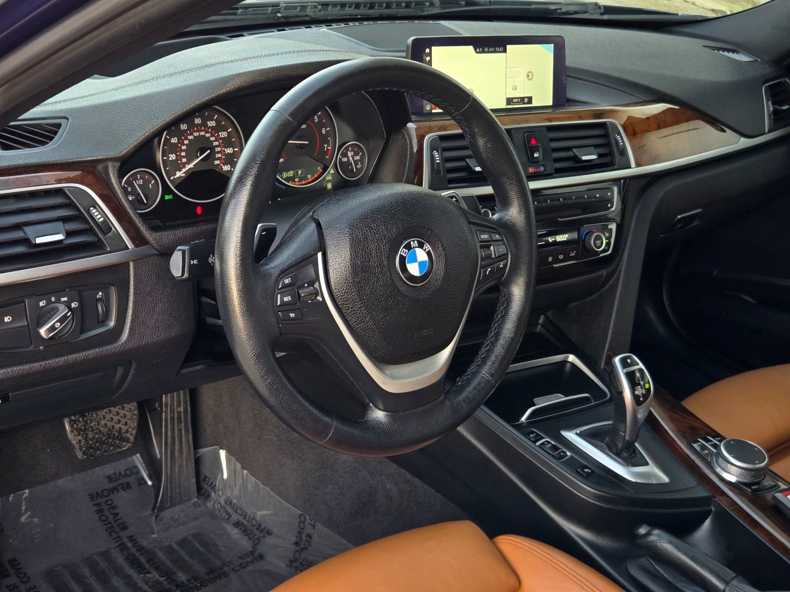Used 2018 BMW 330i xDrive Sedan w/ Premium Package AWD/4WD image 11