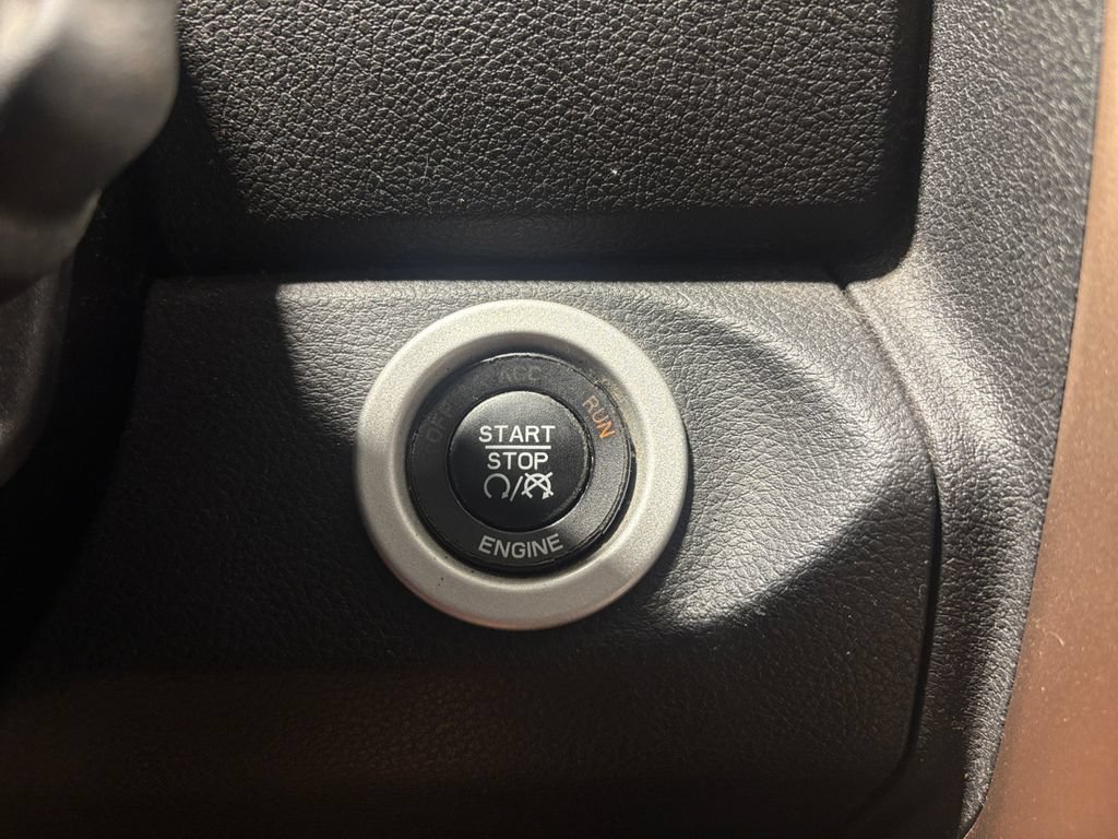 Used 2016 RAM 3500 Laramie Longhorn AWD/4WD image 21