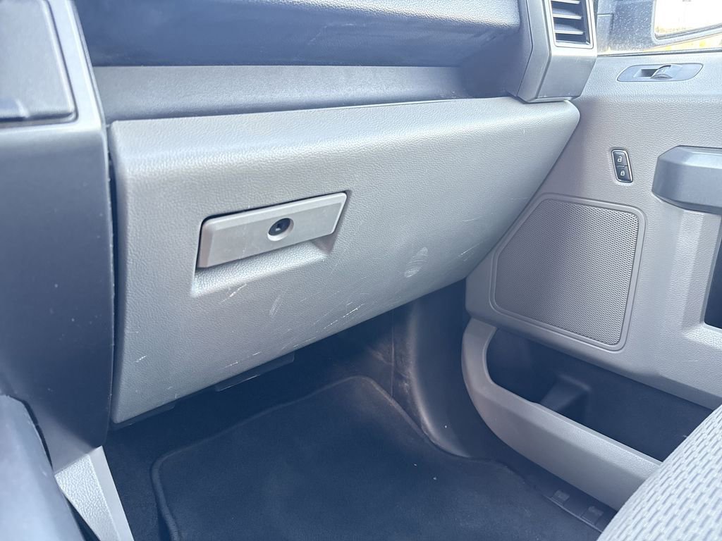 Used 2018 Ford F150 XLT w/ Equipment Group 302A Luxury AWD/4WD image 37