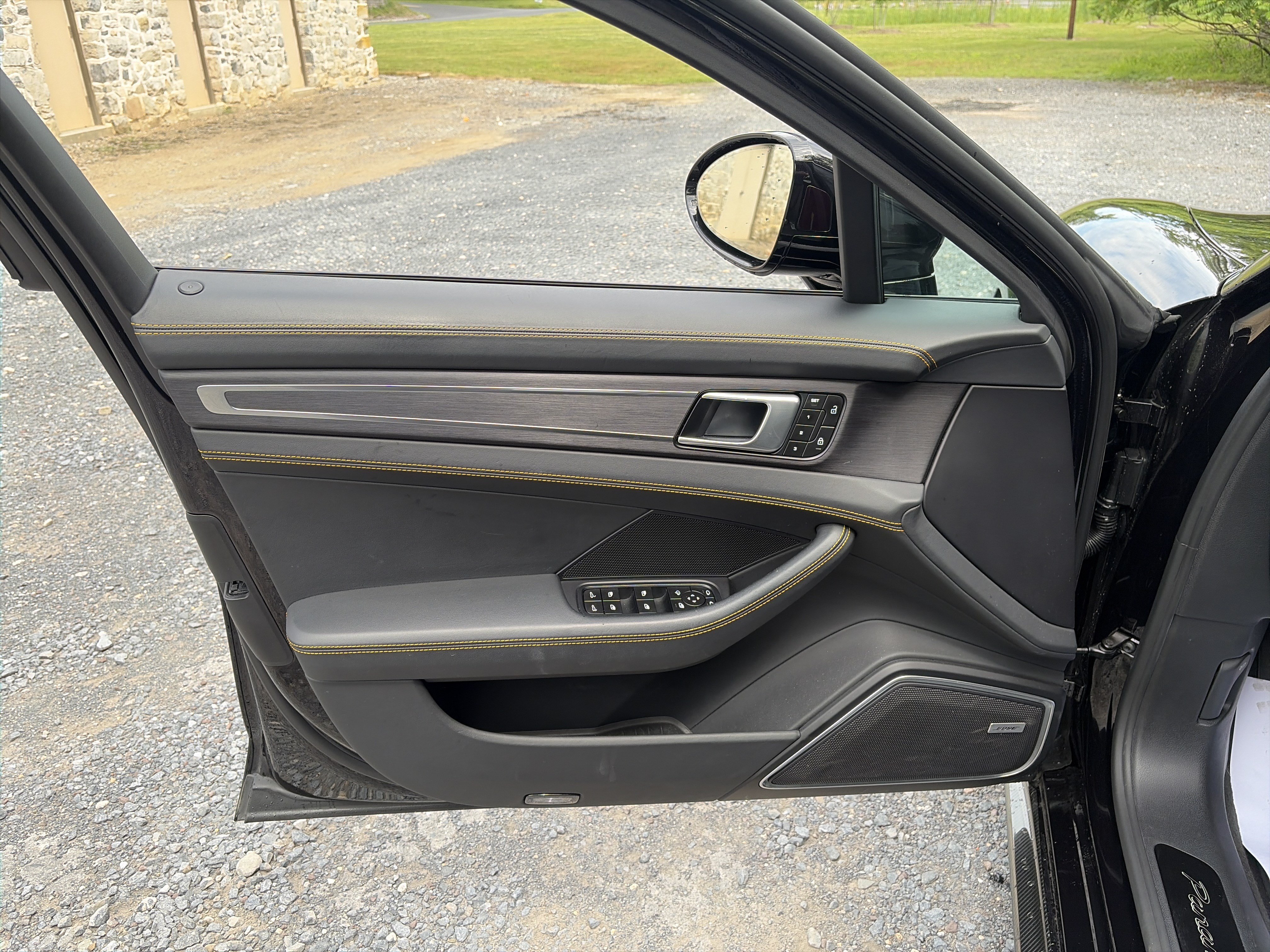 Used 2022 Porsche Panamera Turbo S AWD/4WD image 15