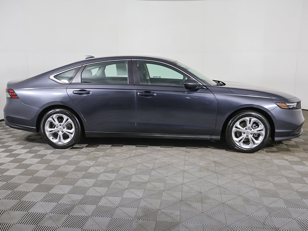 Certified 2025 Honda Accord LX image 15