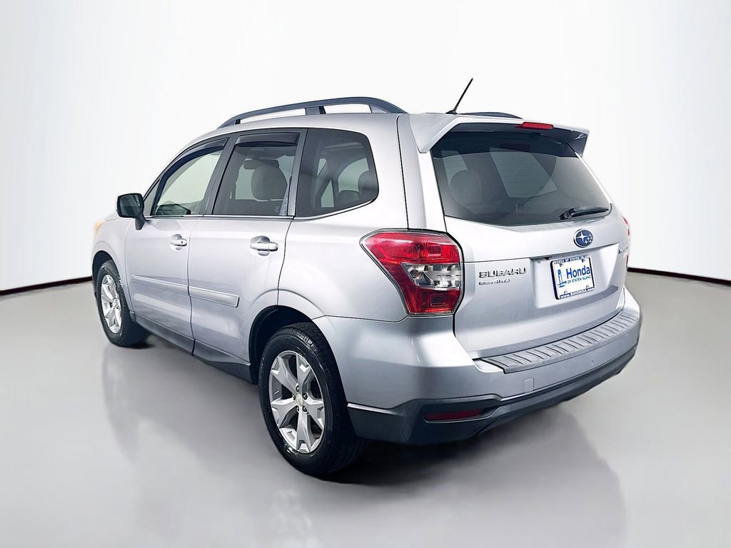 Used 2014 Subaru Forester 2.5i Limited AWD/4WD image 5