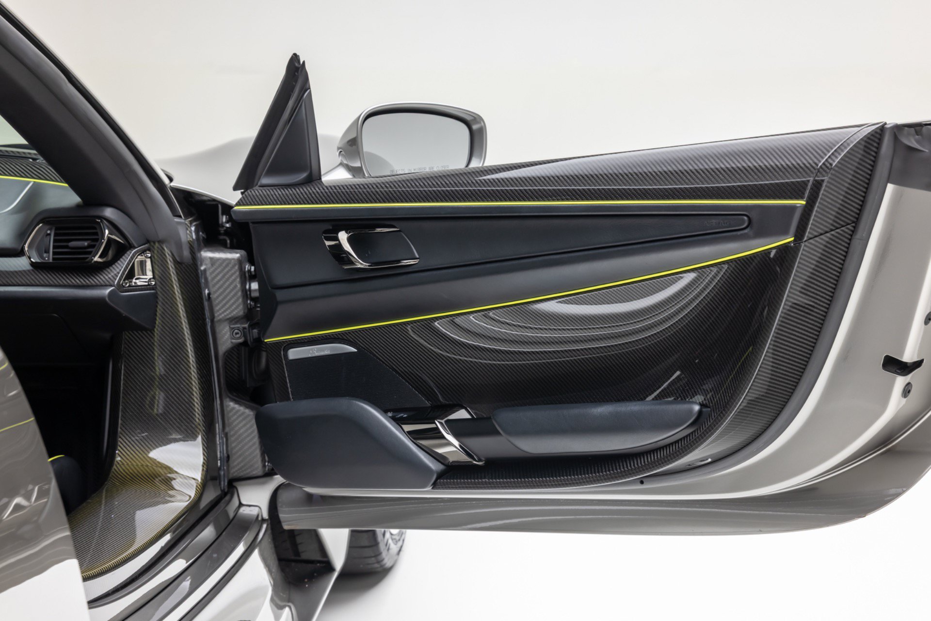 Used 2015 Porsche 918 Spyder AWD/4WD image 79