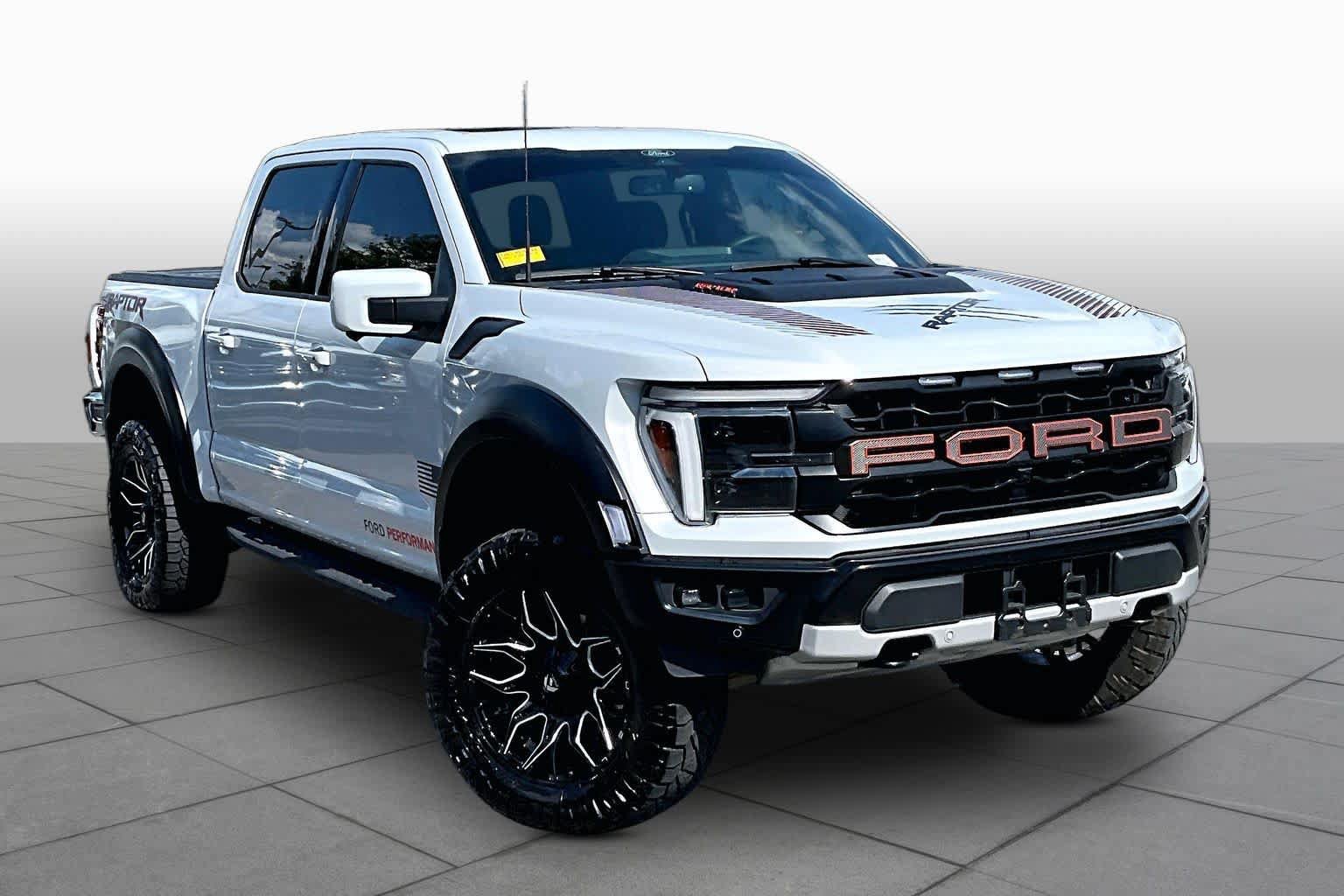 Used 2025 Ford F150 Raptor AWD/4WD image 3