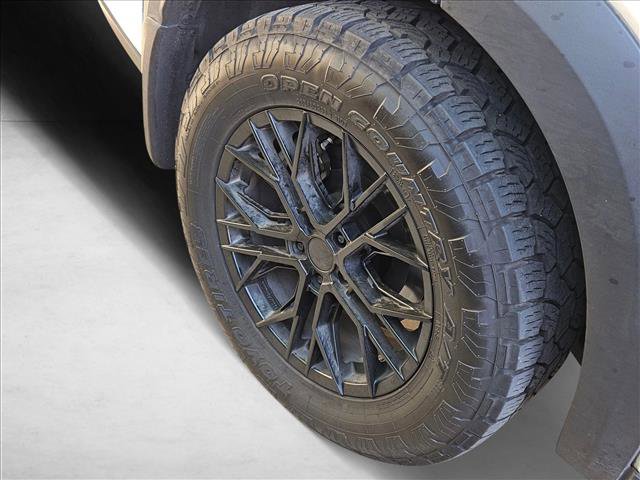 Used 2024 Nissan Pathfinder Platinum image 8