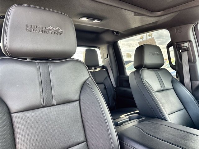 Used 2023 Chevrolet Silverado 2500 High Country image 24