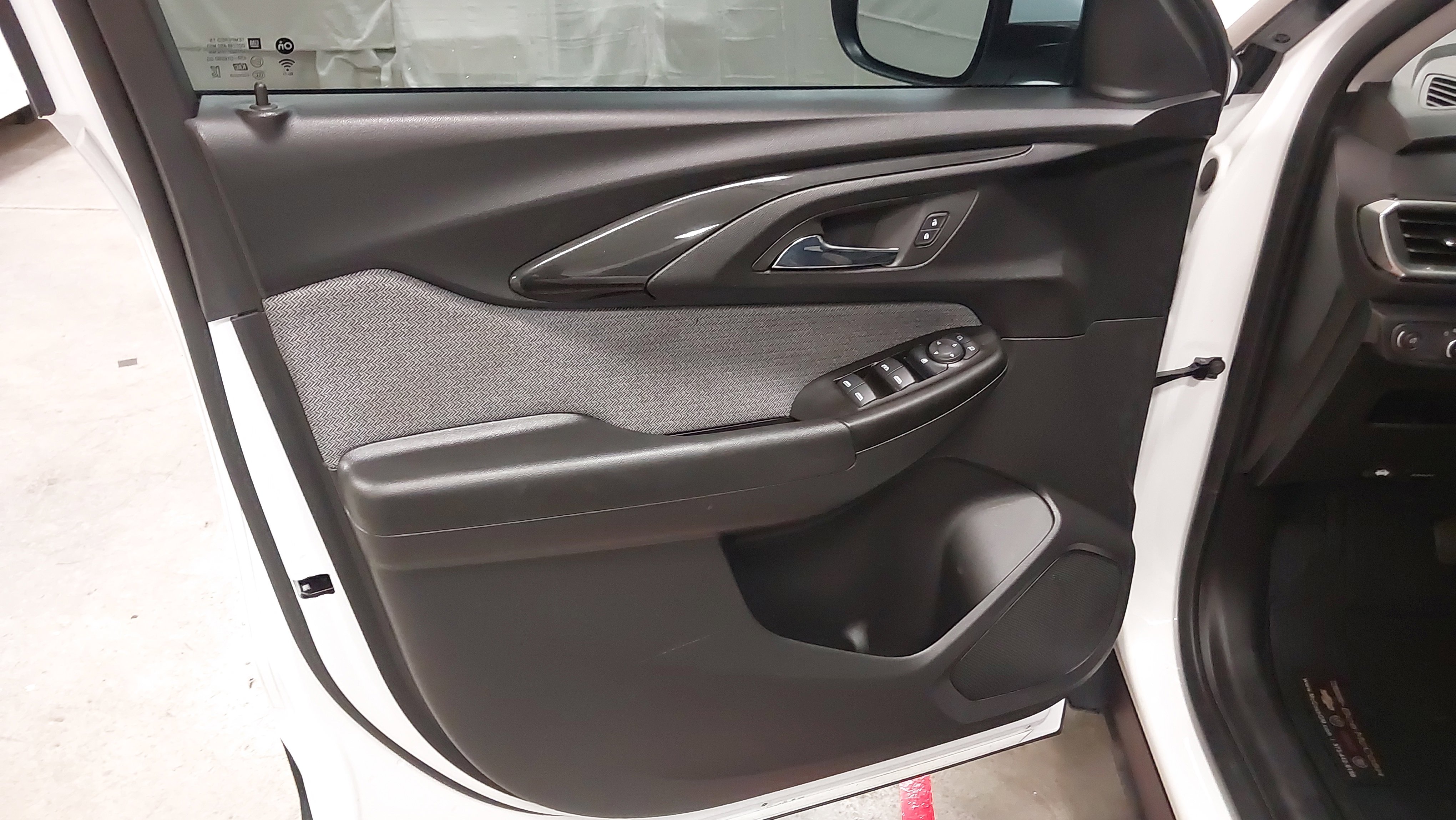 Certified 2023 Chevrolet TrailBlazer LT w/ Convenience Package image 24