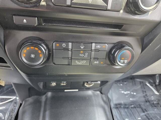 Used 2015 Ford F150 XL w/ Equipment Group 101A Mid RWD image 6
