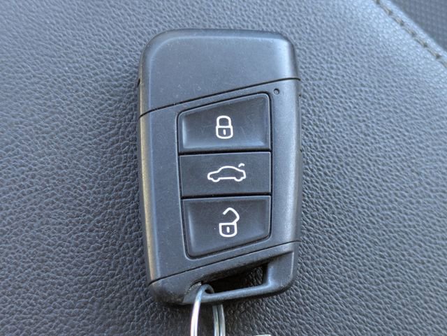 Used 2022 Volkswagen Taos S FWD image 35