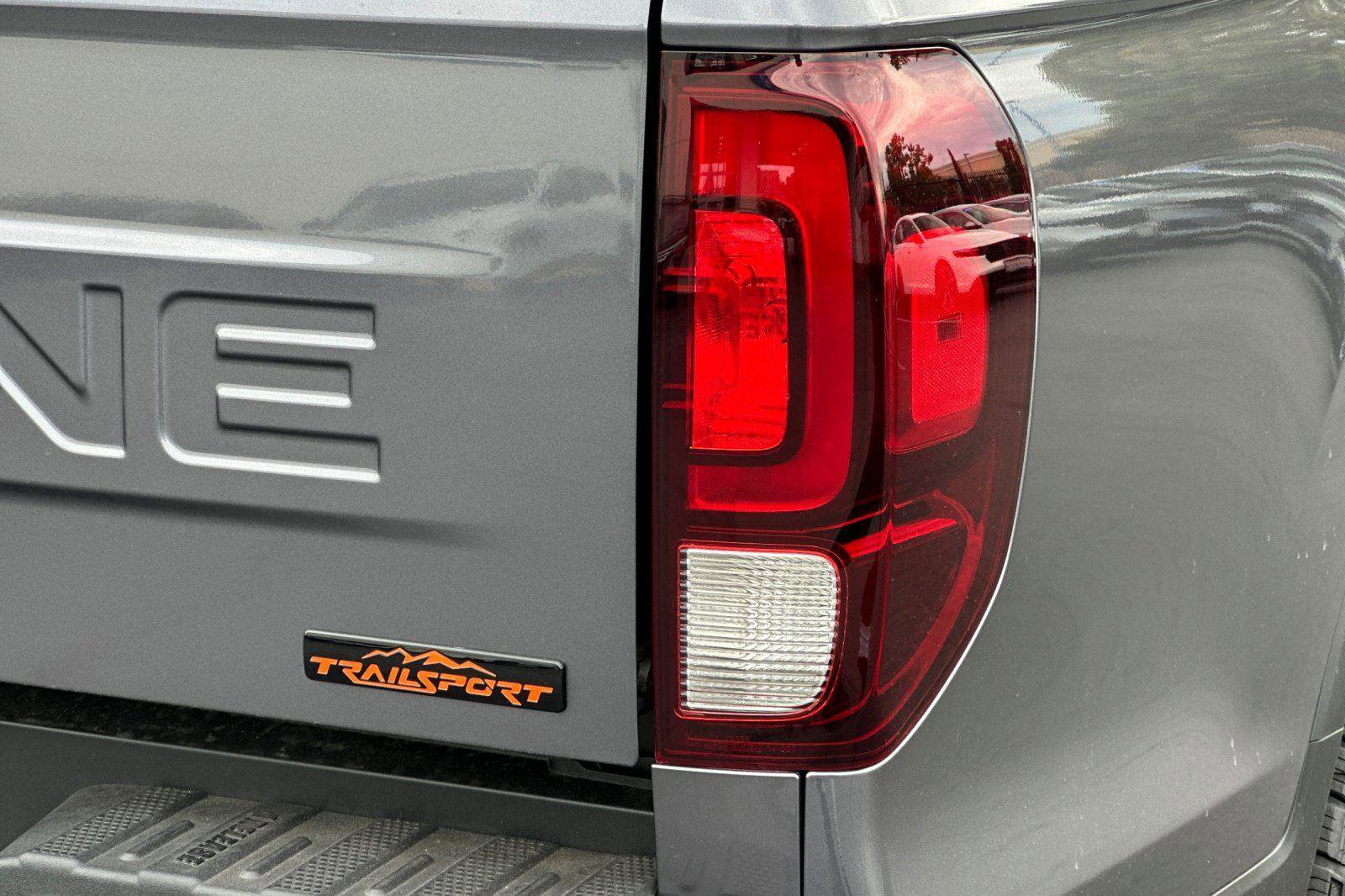 Certified 2025 Honda Ridgeline TrailSport+ image 30