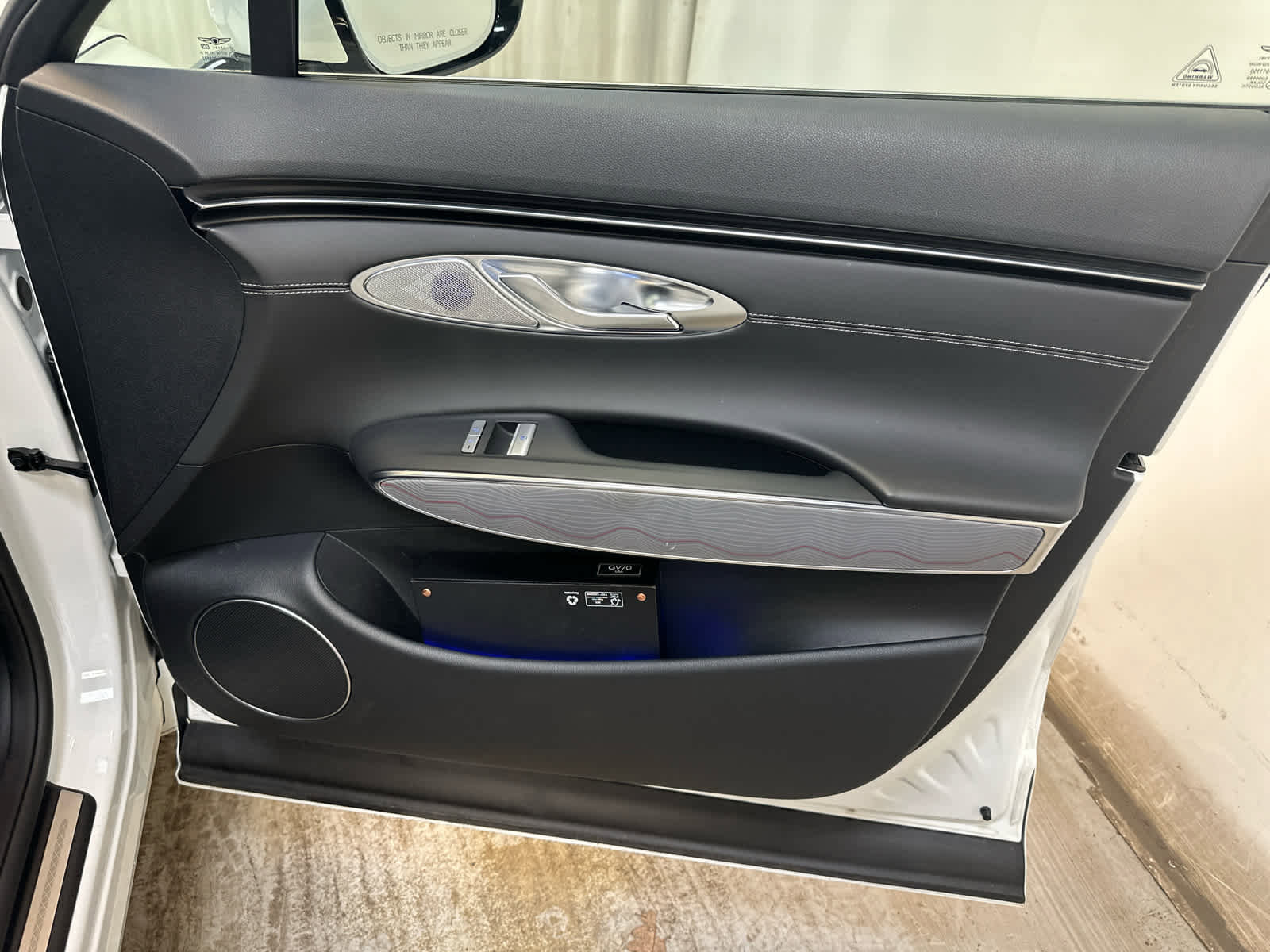 Used 2024 Genesis GV70 2.5T Advanced w/ Advanced Package image 28