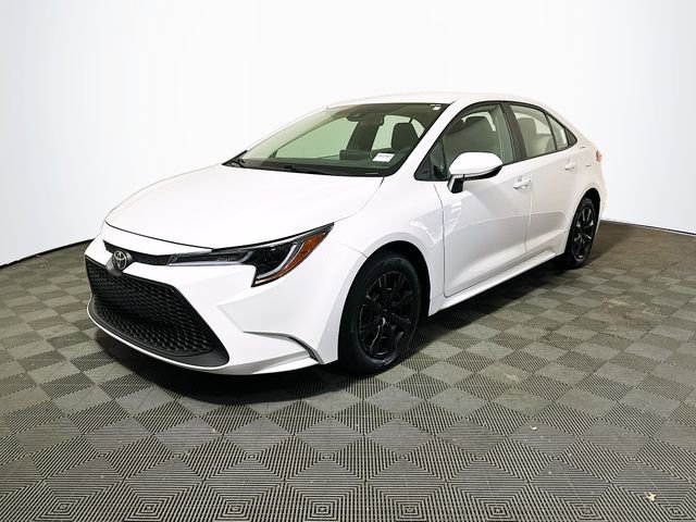 Used 2020 Toyota Corolla LE image 4