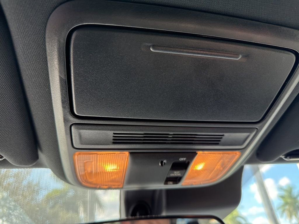 Used 2022 Honda Pilot Sport image 21