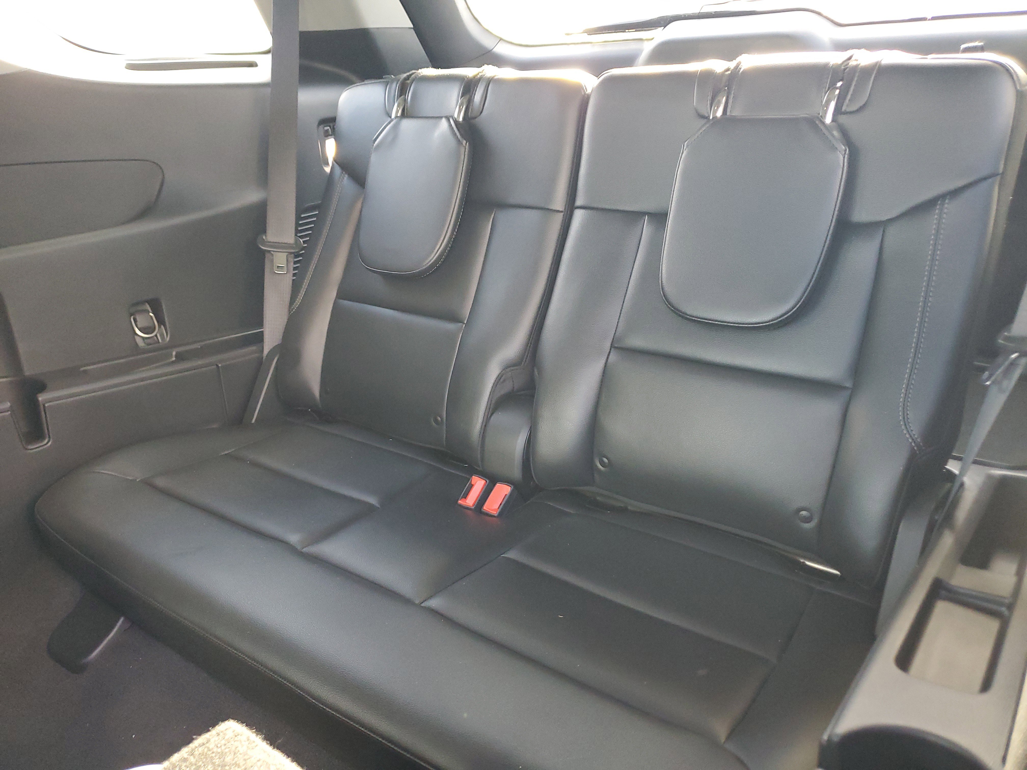 Used 2022 Ford Explorer Limited w/ Equipment Group 301A image 16