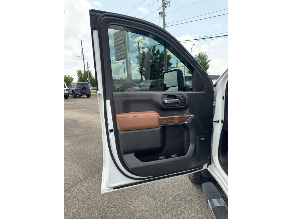 Used 2020 Chevrolet Silverado 2500 High Country w/ Z71 Off-Road Package AWD/4WD image 27
