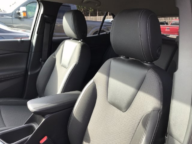Certified 2024 Buick Encore GX Preferred FWD image 28