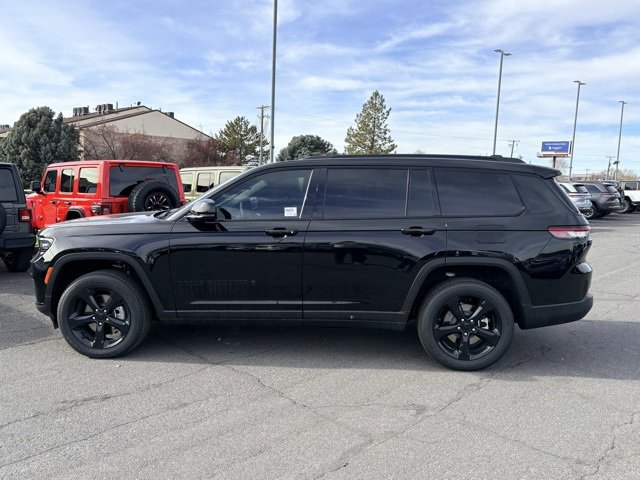 New 2025 Jeep Grand Cherokee L Altitude image 4