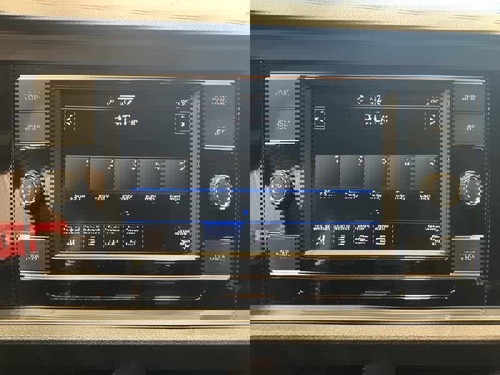 Used 2024 Volkswagen Jetta S image 19