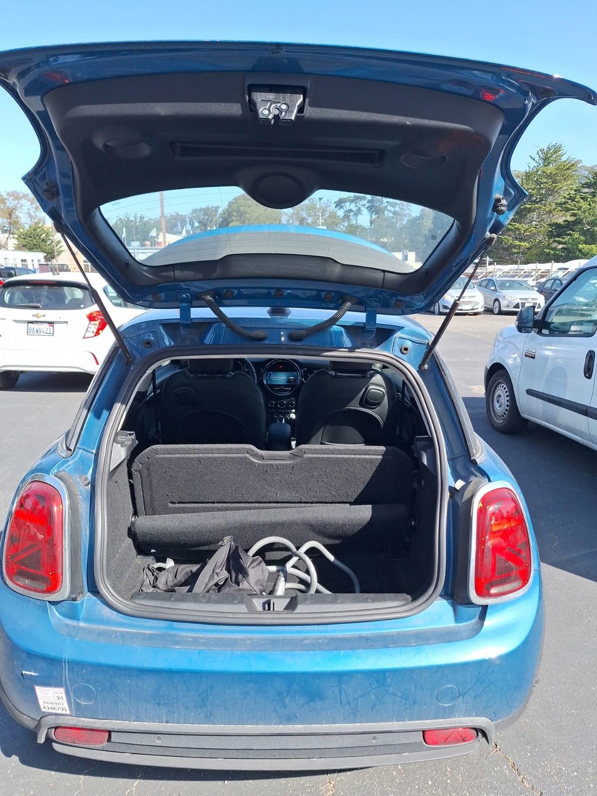 Used 2023 MINI Cooper SE FWD image 7