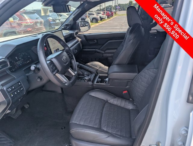 Used 2026 Toyota 4Runner TRD Off-Road Premium AWD/4WD image 13