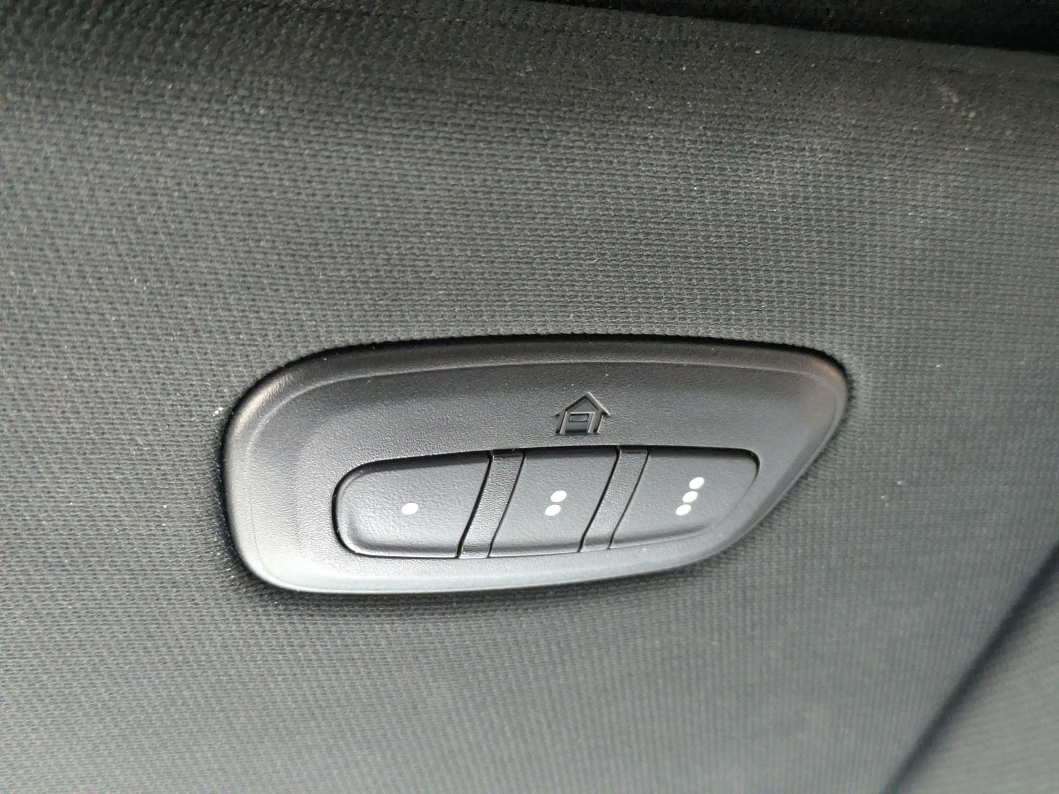 Used 2022 RAM 1500 Laramie w/ Sport Appearance Package AWD/4WD image 24