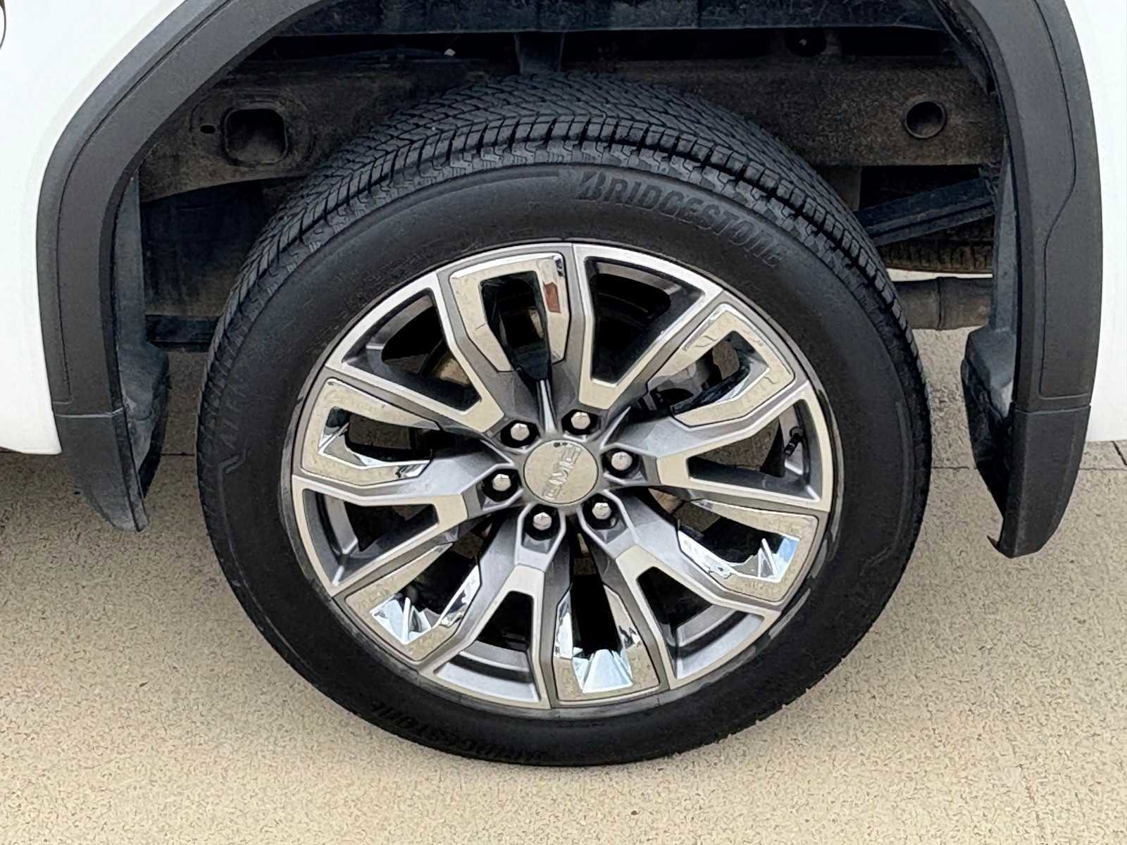 Used 2024 GMC Sierra 1500 Denali image 9