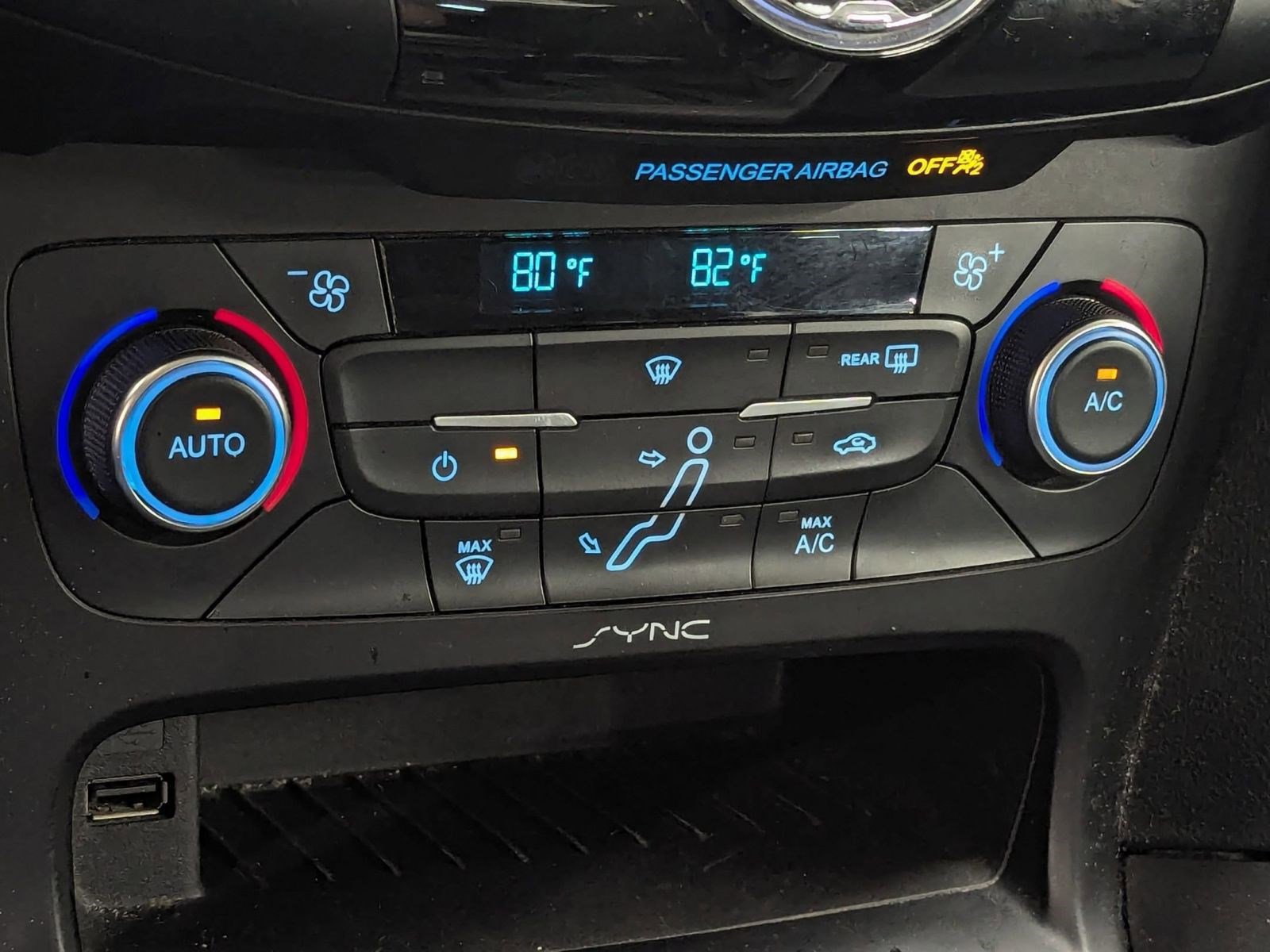 Used 2017 Ford Focus SEL image 13