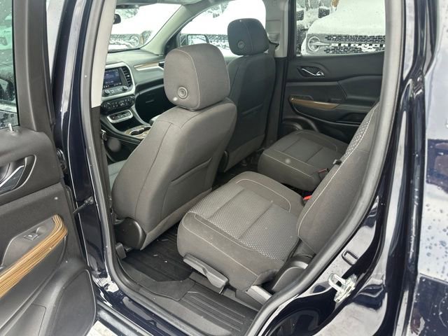 Used 2022 GMC Acadia SLE w/ Driver Convenience Package image 32