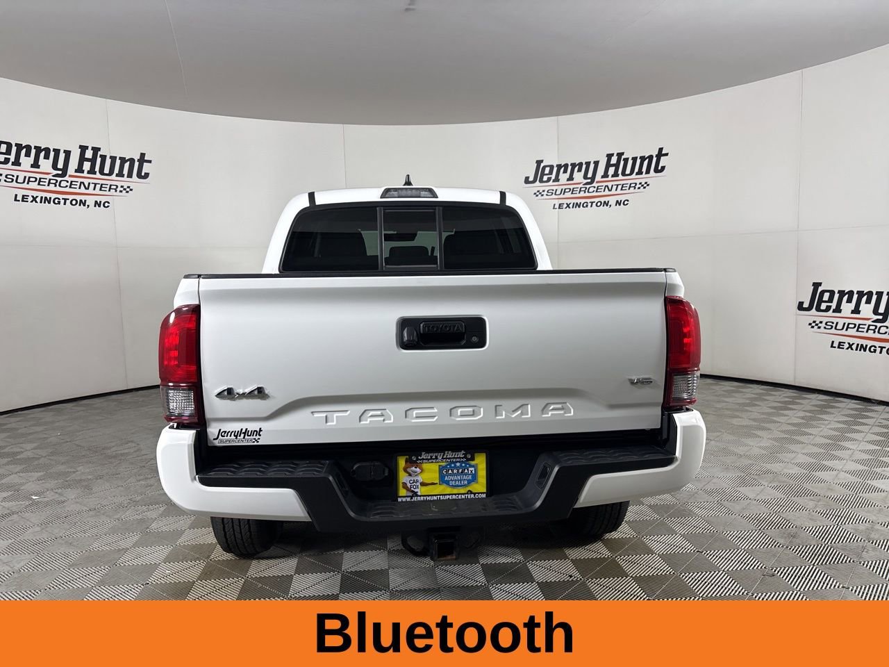 Used 2023 Toyota Tacoma SR image 6
