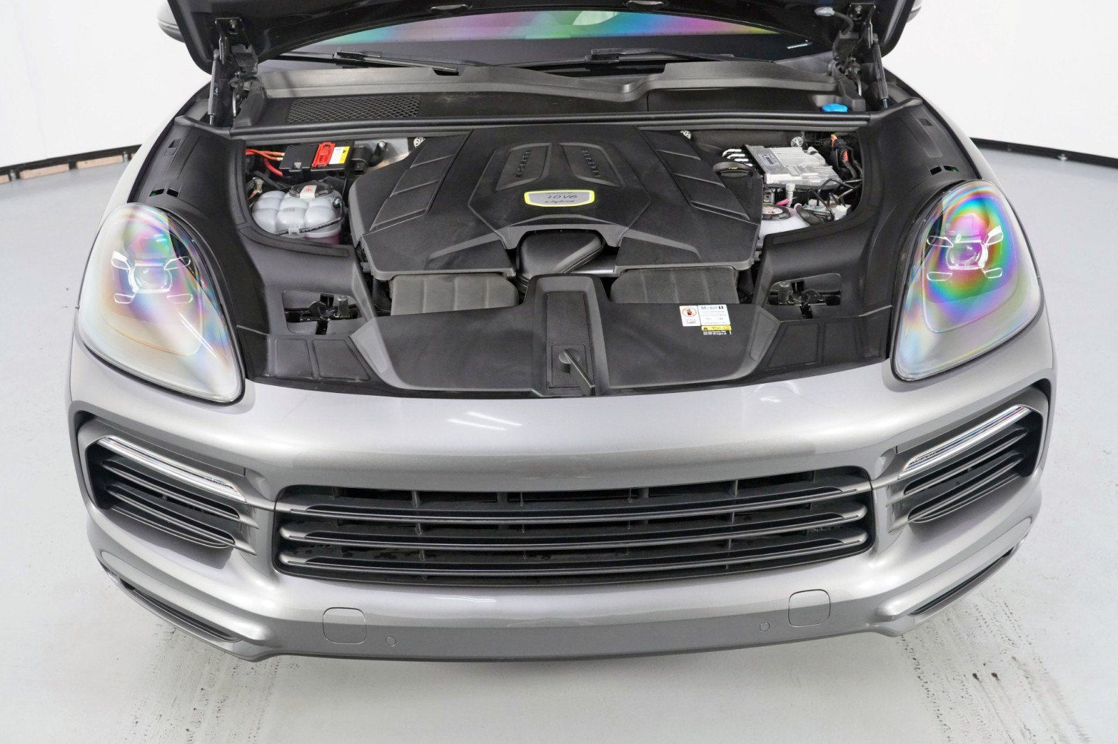 Used 2023 Porsche Cayenne Coupe AWD/4WD image 8